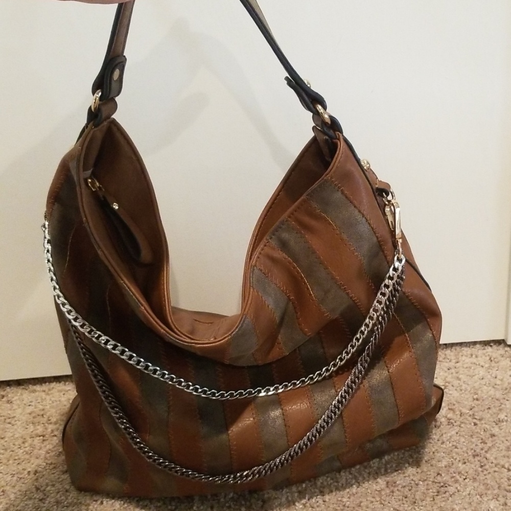 SR2 shoulder bag